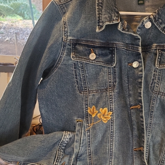 Ralph Lauren Blue Jean Jacket with Gold Embroidery - Picture 5 of 9